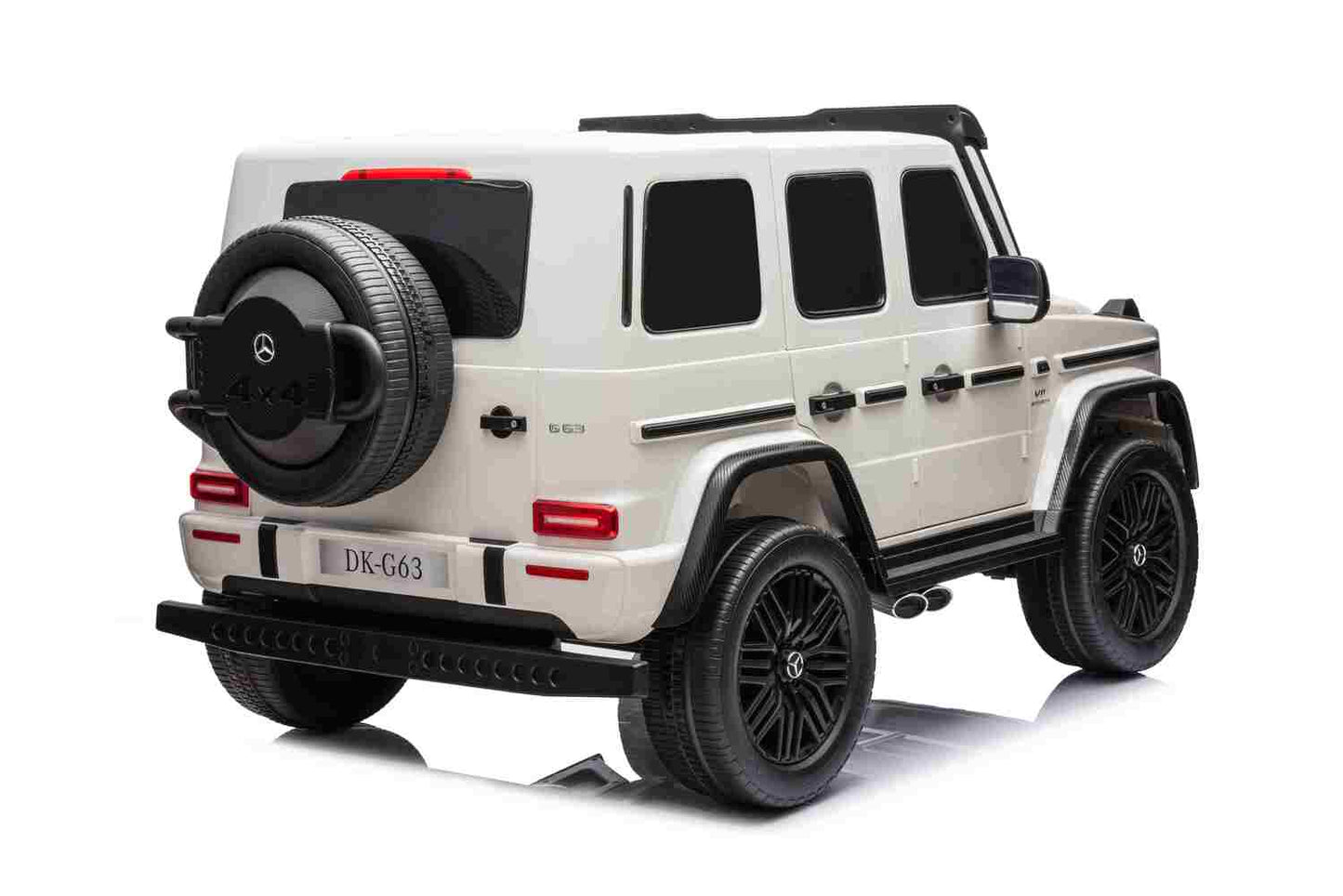 Mercedes Benz G63 mit AMG Teppich 4x200W 24V Akku XXL